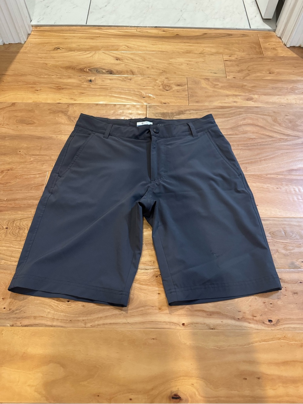 Men's Columbia Omi Wick Performance Stretch Shorts - Navy